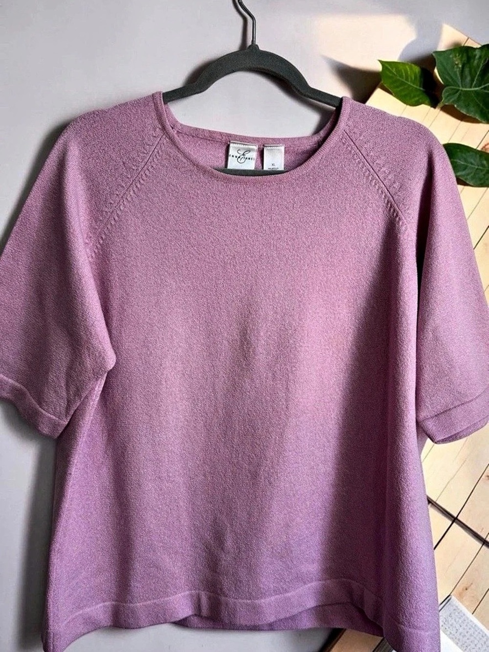 Emma James Short Sleeve Top in Pink XL Like New